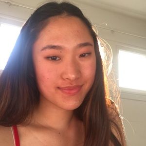 Meet your Posher, Noemi